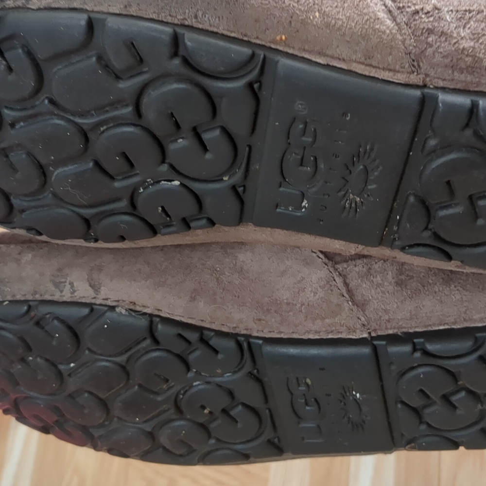 UGG men's shoes - Picture 6 of 7